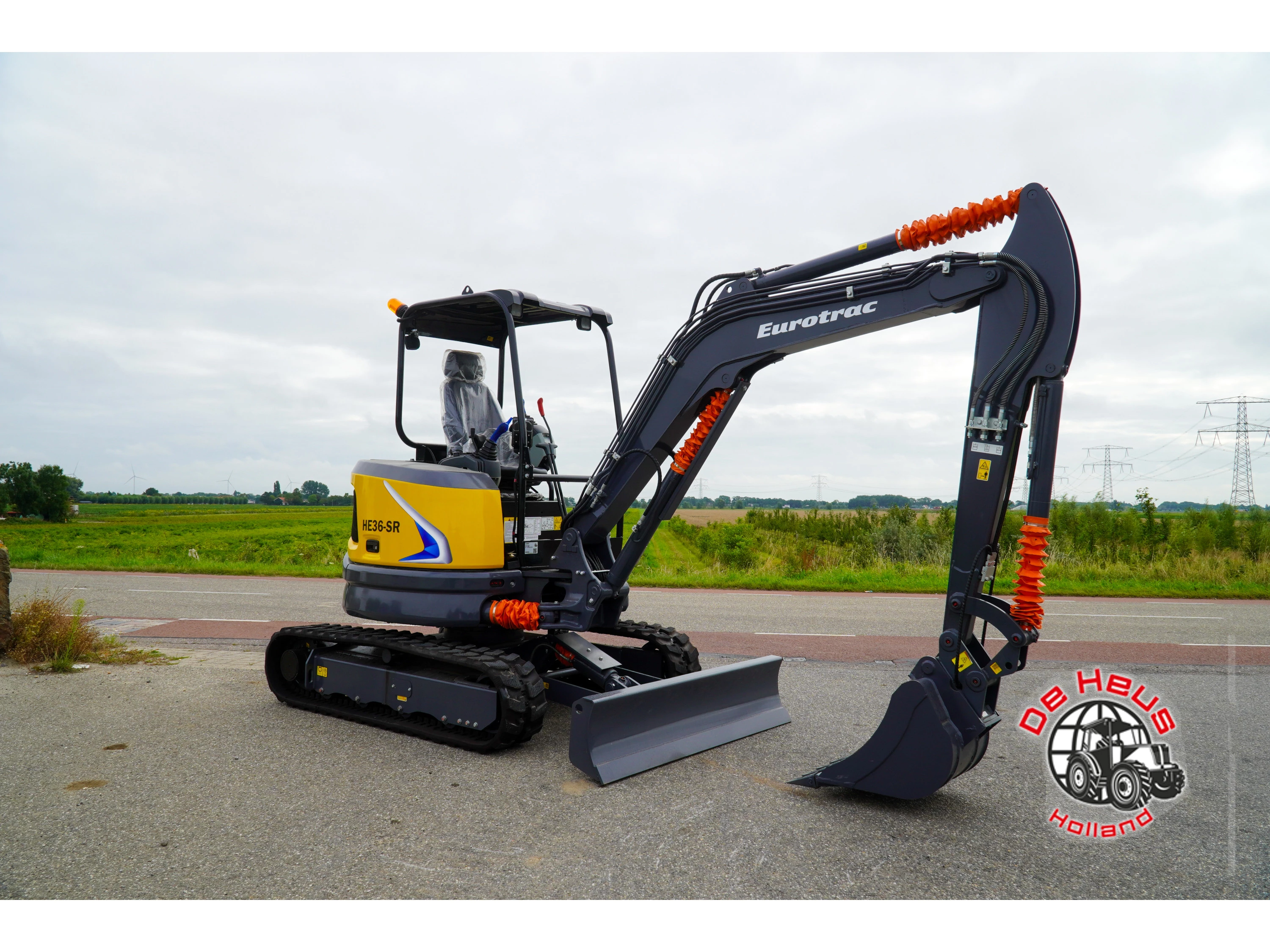 Eurotrac - HE36SR obrázek 1