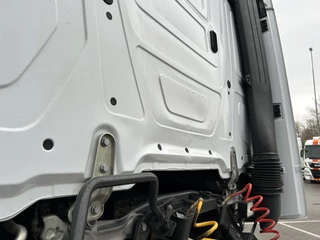 Mercedes-Benz Actros 2021 - 1842 StreamSpace / 424 dkm obrazek 8