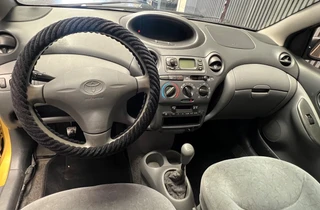 Toyota Yaris 1999 - 1.0-16V VVT-i Sol - Inruil auto obrazek 2