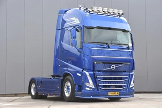 Volvo FH 2021 - 500 Globe XL 4x2 - NEW TACHO - 355 TKM - I PARK COOL - FULL AIR - DYNAMIC STEERING - ALCOA'S - LED - EXCELLENT CONDITION - immagine 2