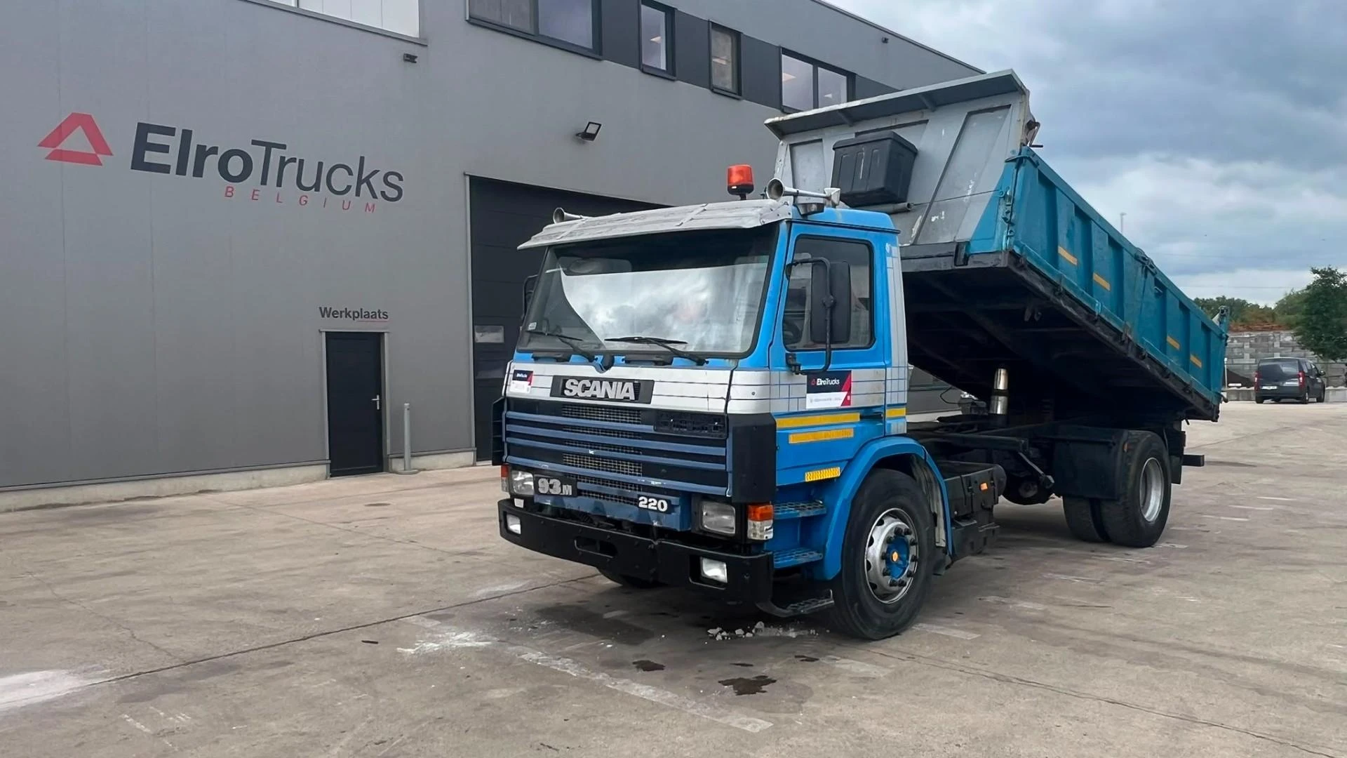 Scania 93 - 220 1999 image 1