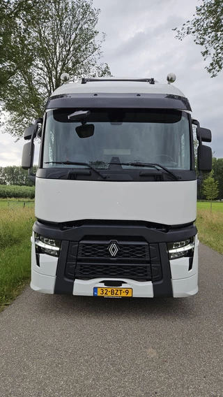Renault T 2024 - T440 T4x2 sleeper cab изображение 5