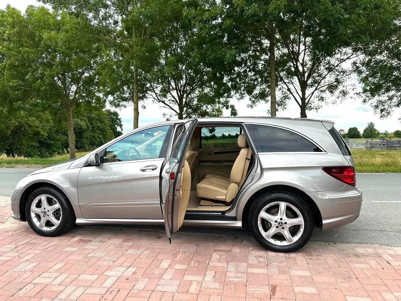 Mercedes-Benz R-Klasse 2007 - 500 Lang 4-Matic 6 PERSOONS YOUNGTIMER 5.5BENZ. 388 PK afbeelding 35