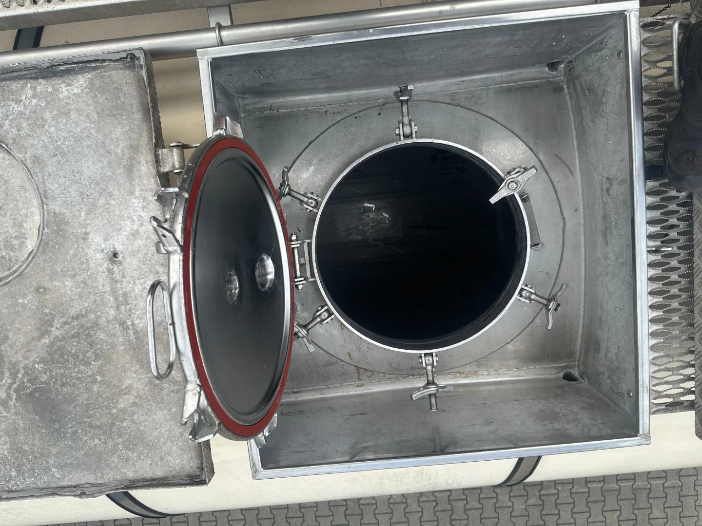 Feldbinder 1998 - LEBENSMITTEL / LEVENSMIDDELEN / FOOD / 33.500L / 3-COMP / PUMPE / LIFTACHSE imagem 53
