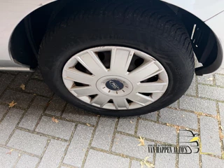 Ford Fusion 2011 - 1.4-16V Cool & Sound obrazek 4