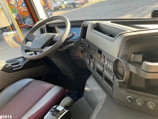 Volvo FM 420 8x2 Euro 6 HMF 26 Tonmeter laadkraan 2024 - N/A image 13
