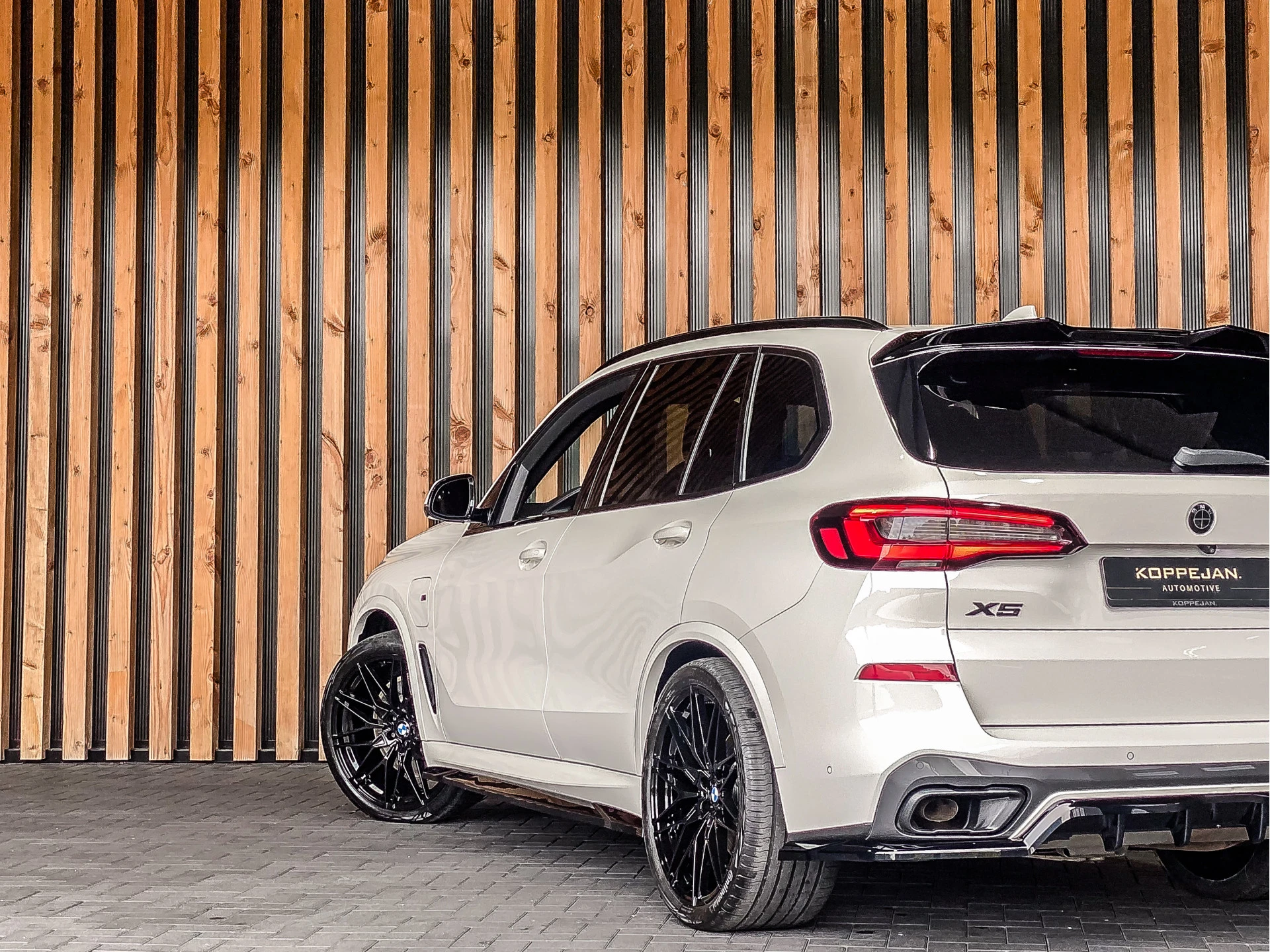 BMW X5 2022 - xDrive45e 394PK Automaat High Executive M-Sport afbeelding 19