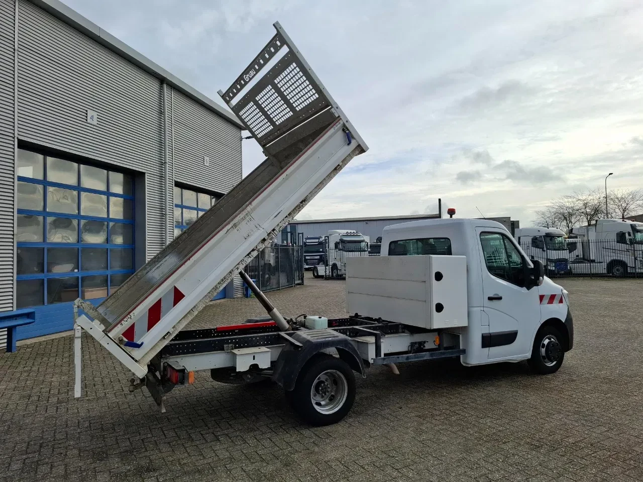 Renault Master 2021 - / TIPPER / ONLY:59243 KM / NAVI / AIRCO / TEMPOMAAT / MANUAL / EURO-6 / 2021 afbeelding 9