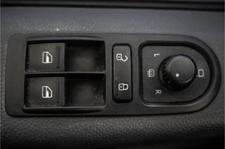 Volkswagen Transporter 2012 - T5 2.0 TDI L2H1 | 65 Edition | MARGE | DC 5-Persoons | Cruise | Navi | Airco | Trekhaak zdjecie 25