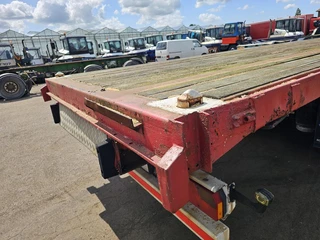 Renders ROC 12.27 | 3 AXLE FLATBED | HARWOODEN FLOOR | TWISTLOCKS 40 FT. |MB DISC 2002 - N/A obrazek 23