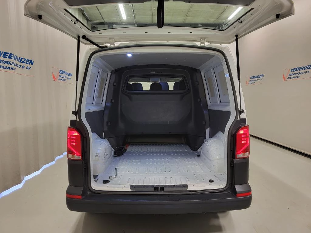 Volkswagen Transporter 2022 - 2.0TDI L2/H1 Dubbele Cabine Euro 6! imagem 6