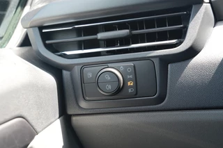 Ford Tourneo Custom 2026 - 340 2.5 PHEV L2H1 Titanium X 232pk | ACC | Pano | B&O | Elek. schuifdeuren | 360 camera | Elek-Trekhaak | Prijs excl. BTW | Rijklaar obrazek 21
