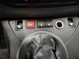 Peugeot Partner 2012 - 1.6HDI Apk tot 17-10-2026! obrazek 10