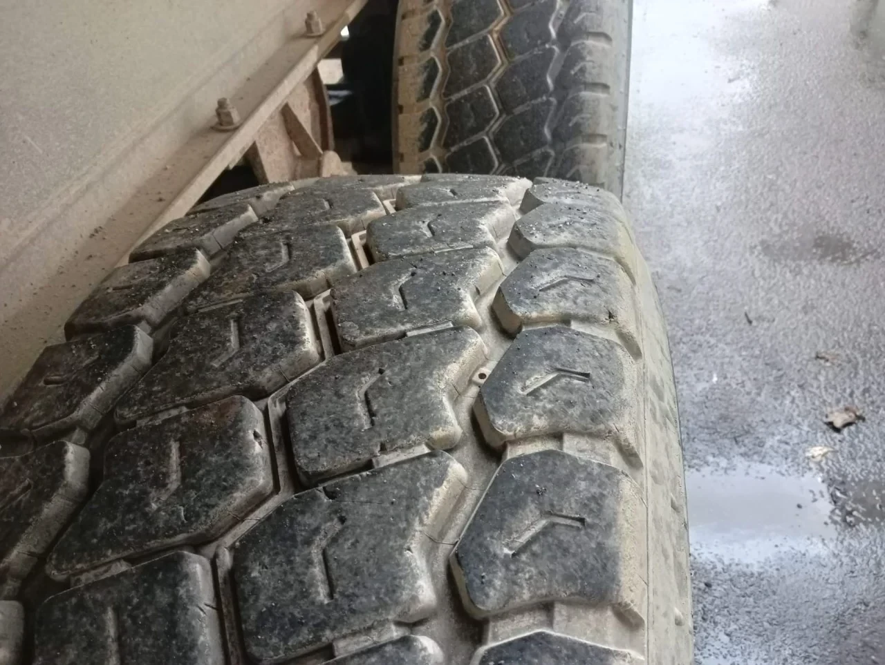 Benalu 2007 - 2 Axle Alu Tipper , Spring Suspension , Drum Brakes immagine 9