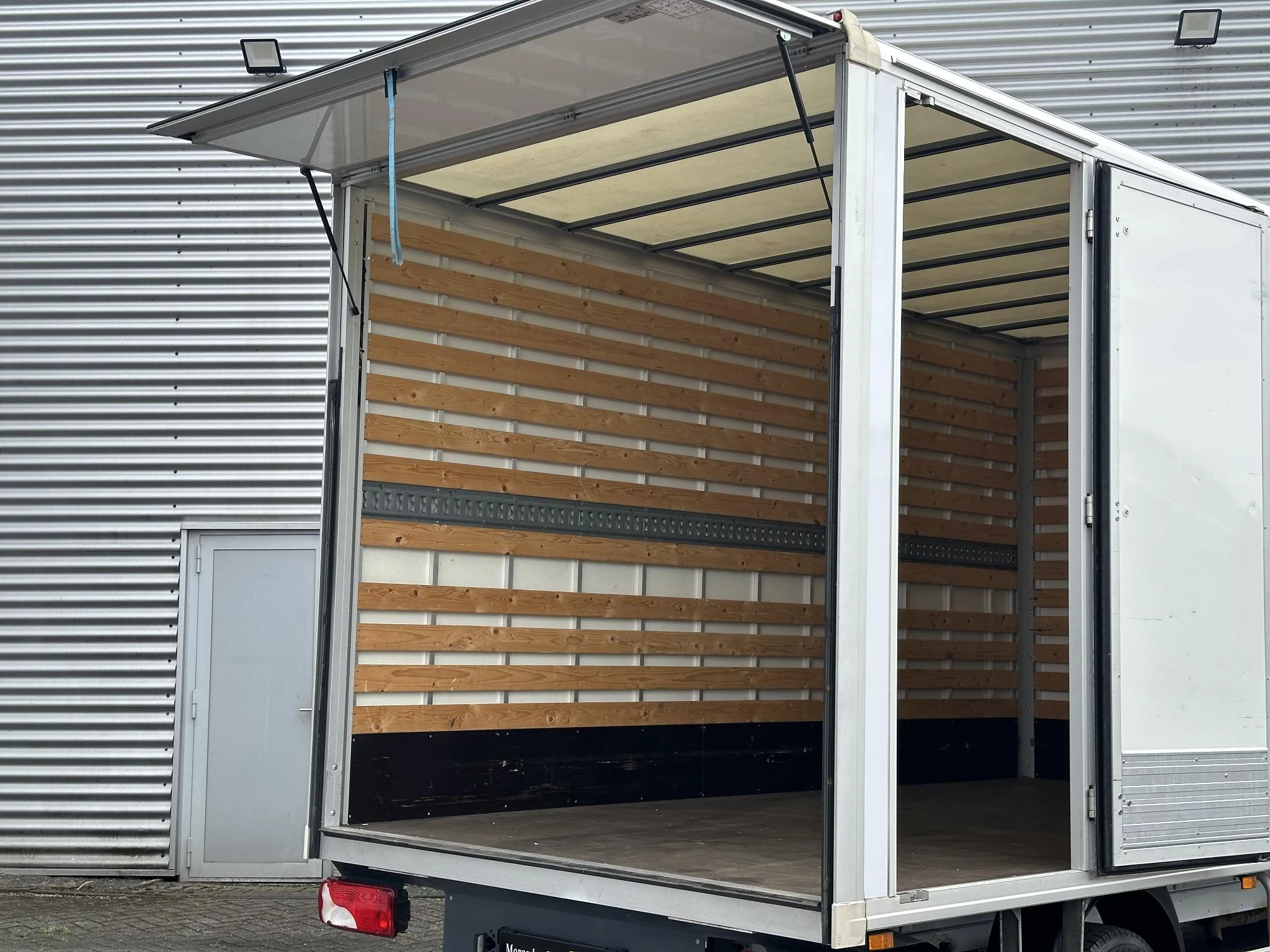 Mercedes-Benz Sprinter 2024 - 317 CDI Bakwagen Laadklep Automaat Airco Apple afbeelding 24