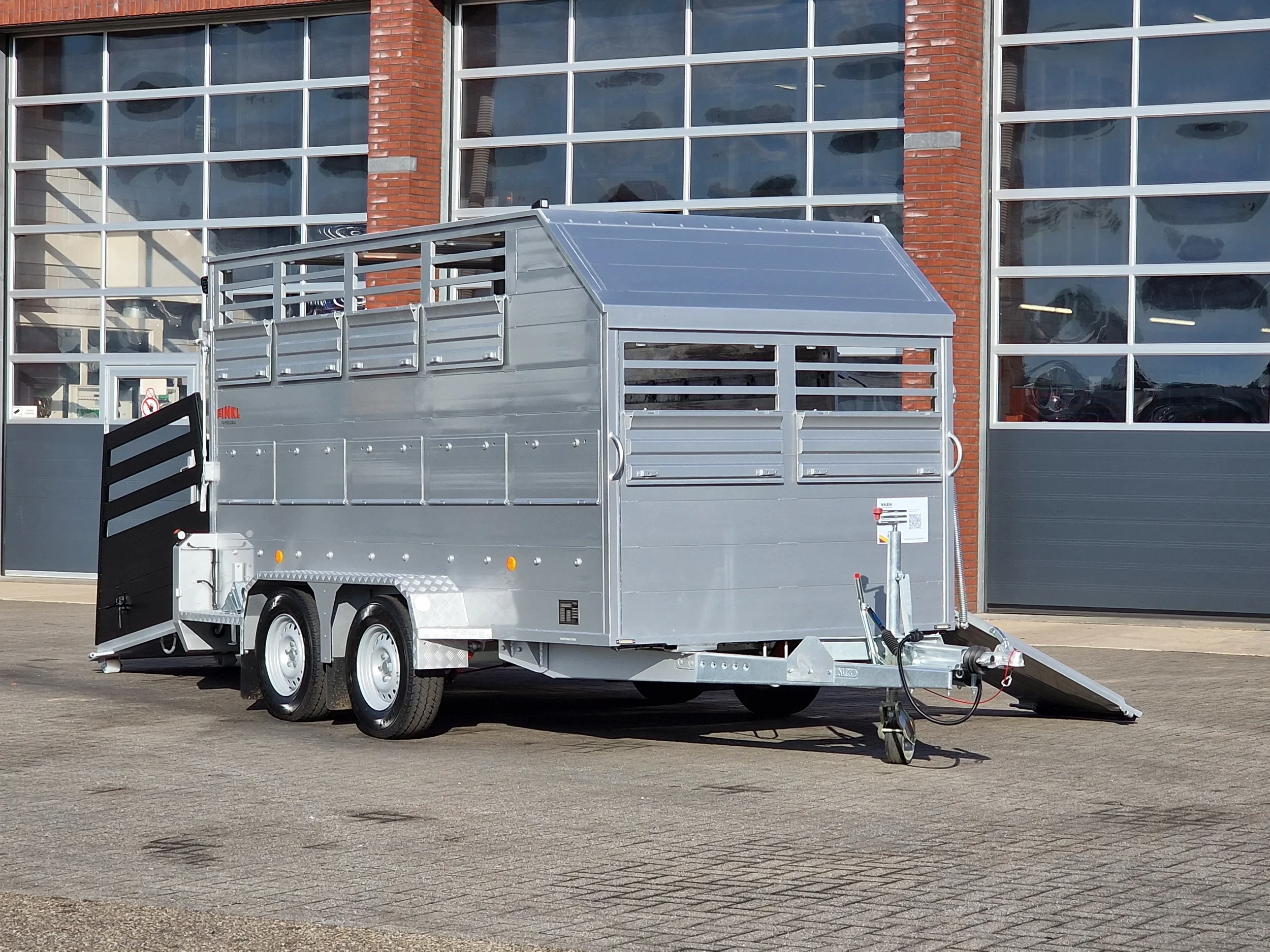 Finkl 2026 - VAT 3.5T Livestock trailer - 7.07M2 - NEW - afbeelding 1