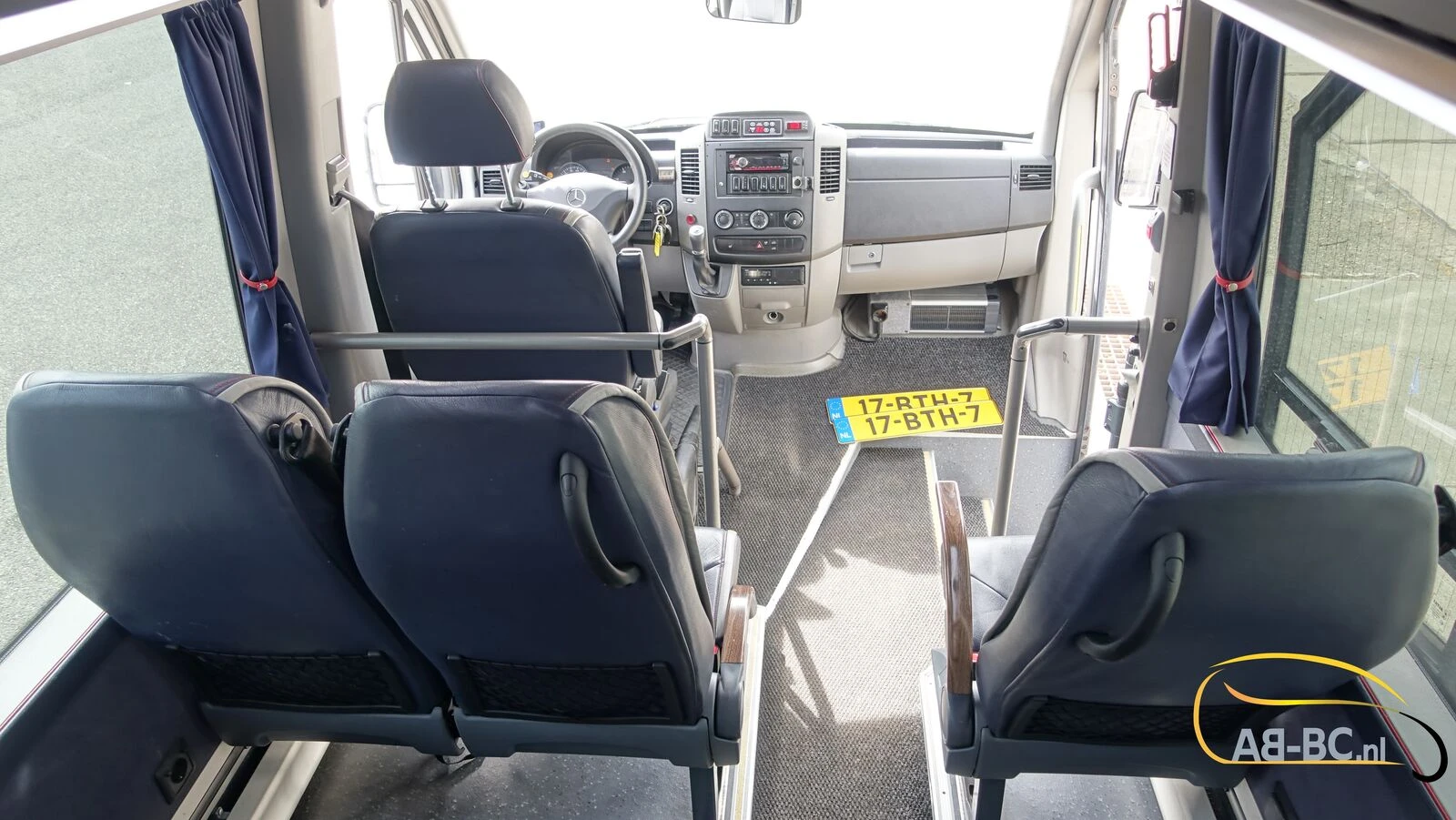 Mercedes-Benz Sprinter 2015 - Altas 17 Seats EURO 6 изображение 39