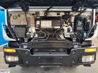 Iveco Trakker 2018 - 360 6x4, EURO 6, Palfinger, Remote image 18