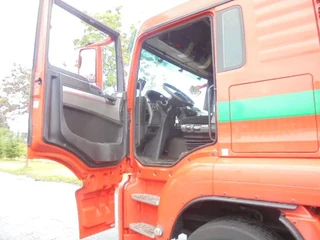 MAN TGS 2016 - 35.480 LX 8X2 NL KENTEKEN APK 07-26 bild 10