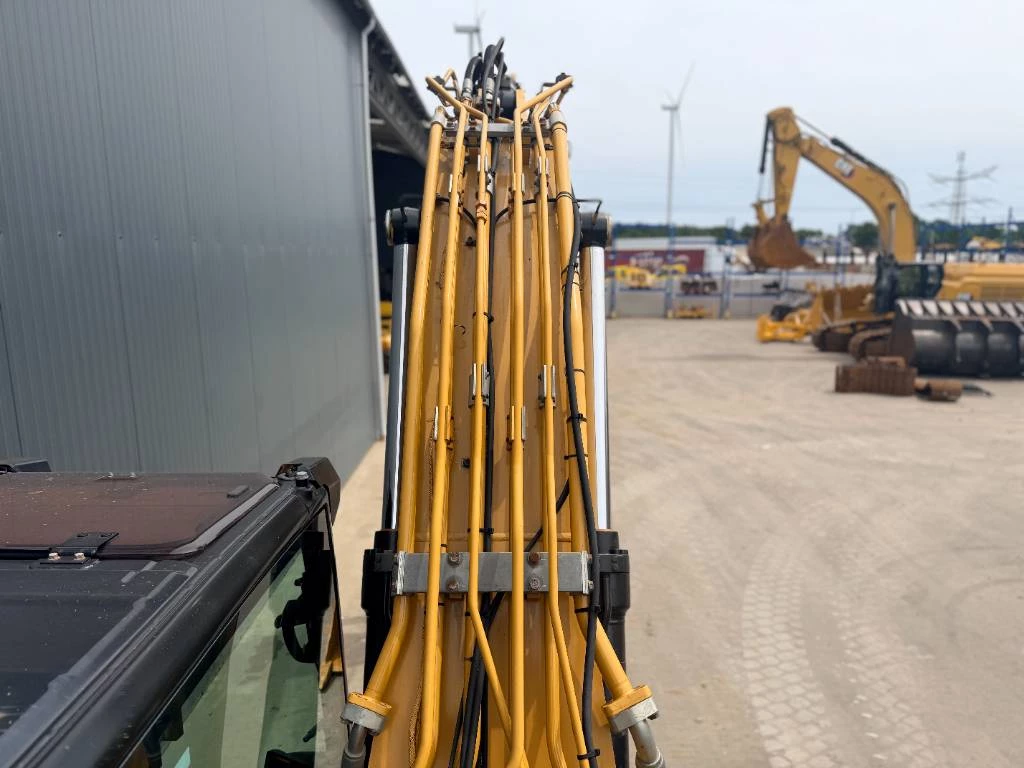 Cat 2020 - 320 07C | NEW UNDERCARRIAGE immagine 39