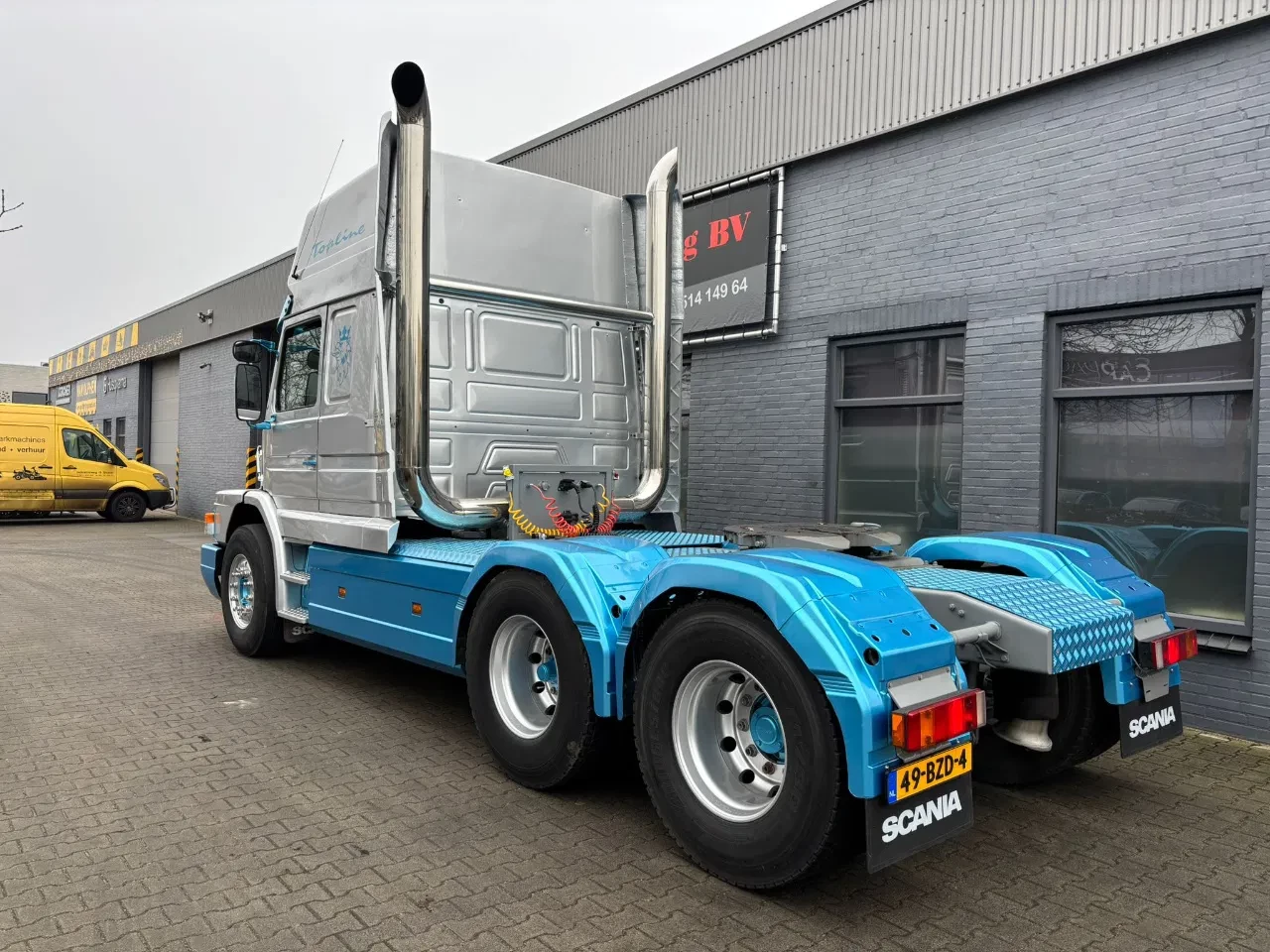 Scania T 1995 - T143-420 V8 Torpedo 6x2 V8 steel/air retarder manual special interior afbeelding 12
