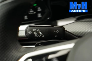 Volkswagen Golf 2020 - 1.5 eTSI R-Line|SPORTSTOEL|LUXE|LED| image 50