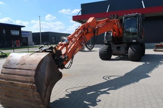 Hitachi 2009 - ZX140 W-3 afbeelding 2 miniatuur