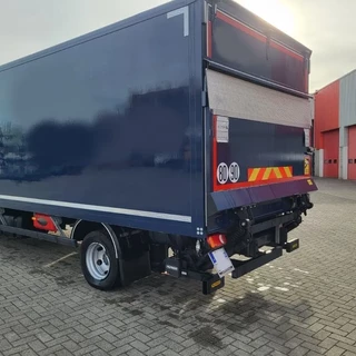 DAF LF210 2022 - / ENGINE RUNNING / ONLY:120371 KM / PLATFORM:1000 KG / LWDS / AIRCO / AUTOMATIC / EURO-6 / 2022 bild 4