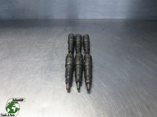 Mercedes-Benz - A 006 017 57 21 INJECTORS MERCEDES BENZ 1843 OM 457LA EURO 5 на продажу