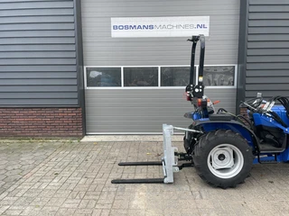 Combi Palletdrager / Palletvork 750 kg verstelbaar voor 3-punt en voorlader Solis / Farmtrac 2026 afbeelding 2 miniatuur