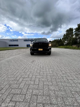 Dodge Ram 1500 2014 - 5.7 V8 Crew Cab 6'4 sport black out MARGE immagine 4