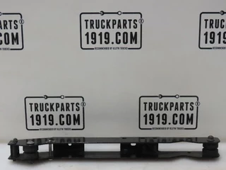 Volvo N/A - 21244610 Steun side skirt Volvo image 1