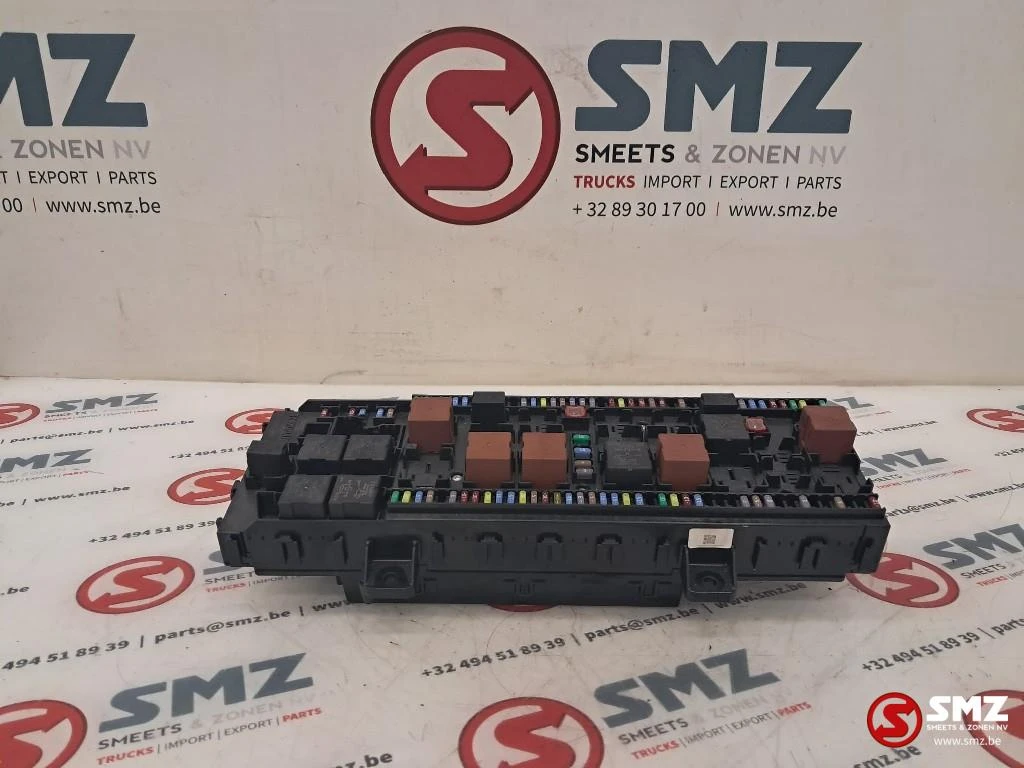 Renault 2022 - Occ ECU VMCU2 regeleenheid Renault afbeelding 1