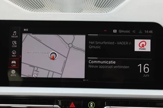BMW 3 Series 2022 - Touring 320e High Executive LEDER NAVI CARPLAY TREKHAAK obrazek 15