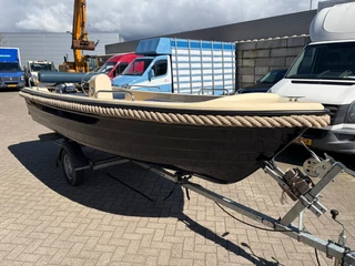 Malta  470S  - Polyester Sloep 10PK 4takt Honda inc kussens nieuwstaat + Trailer MARGE bild 3