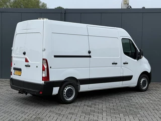 Opel Movano 2021 - 2.3 Turbo 150 PK / L2H2 / 1e EIG. / TREKHAAK / 3-ZITS / AIRCO / CRUISE / INRICHTING / LED / 2500 KG AHG zdjecie 3