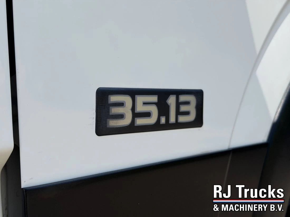 Nissan Cabstar 2017 - NT400 35.13 - Socage T318 | 18M | 10M Outreach | Euro 6 afbeelding 15