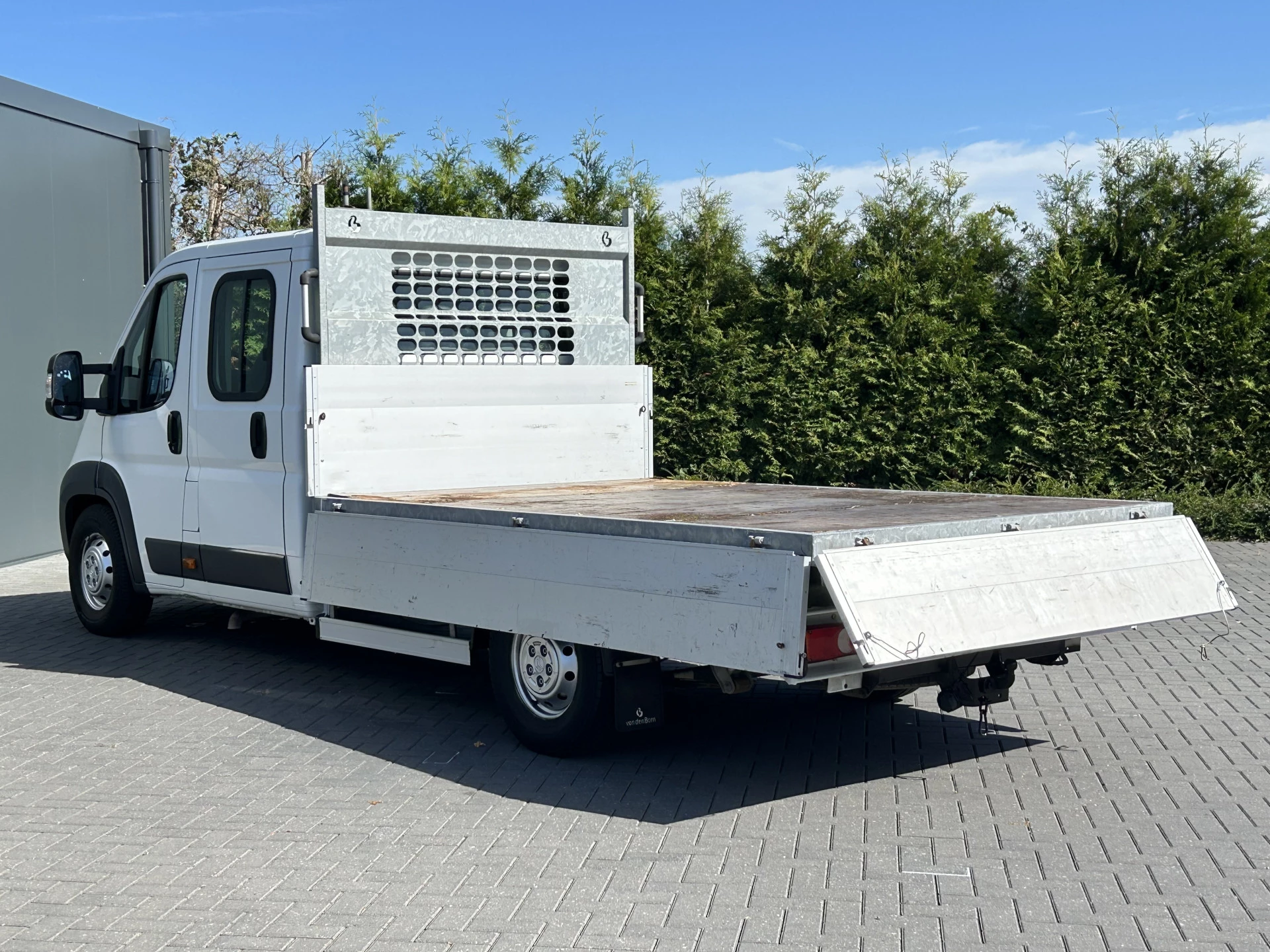 Citroën Jumper 2016 - 35 2.2 HDI 150 PK L4 / 3 ZIJDIG KIPPER / 7-PERS DUBBELE CABINE / AIRCO / 1e EIG. / 3 TONS TREKHAAK / CAMERA / NAVI image 8