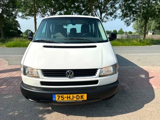 Volkswagen Transporter 2001 - Kombi 1.9 TD 332 Youngtimer 2+2+2+3 Marge image 5