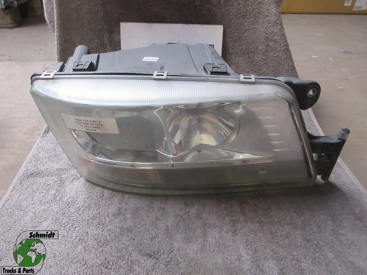MAN TGS - 81.25101-6659 KOPLAMP MAN TGX EURO 6 LINKS afbeelding 1