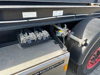 Van Hool N/A 2003 - 20FT Tipping-chassis (20 degrees tipping angle, 24V operated) / ADR (EX/II, EX/III, FL, AT) / SAF discbrakes / 2 liftaxles / NL-chassis image 17
