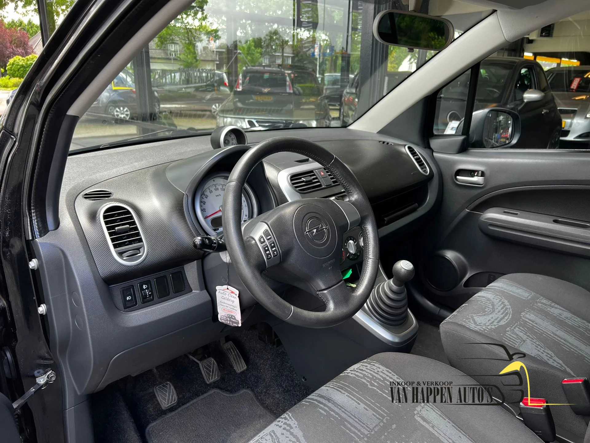 Opel Agila 2012 - 1.0 Edition zdjęcie 9
