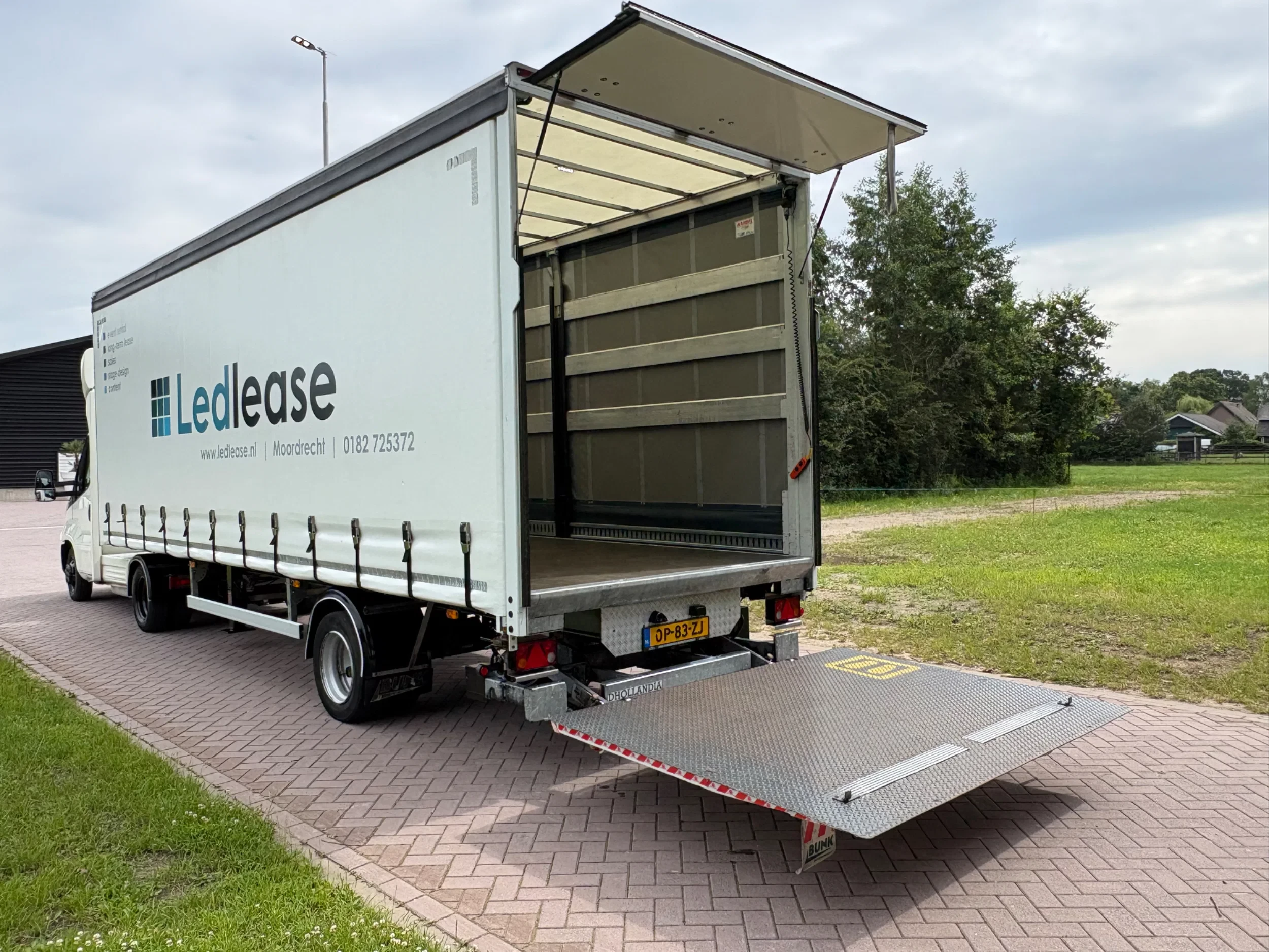 Bunk 2017 - Be oplegger schuifzielen 7 ton met laadklep 1500 kg obrázek 8