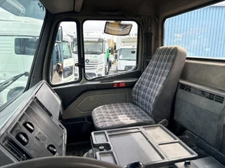 Mercedes-Benz SK 3234 1994 - B 8x4 FULL STEEL CHASSIS (V6 ENGINE / ZF16 MANUAL GEARBOX / REDUCTION AXLES / FULL STEEL SUSPENSION / P.T.O.) zdjecie 12