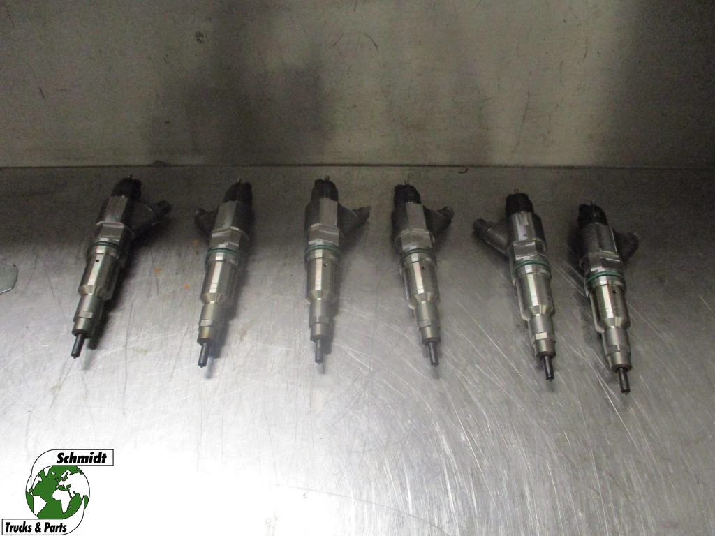 Iveco - HIWAY 504255185 INJECTORS EURO 6 obrázek 1