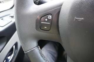 Renault Trafic 2018 - 1.6 dCi 122PK T29 L2H1 Luxe изображение 14