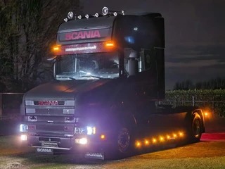 Scania T 2002 - T164-580 V8 Topline 4x2 - Original Torpedo/Hauber - Retarder - 4.70 WB - PTO/Hydraulic - Light bar - Leather seats obrazek 44
