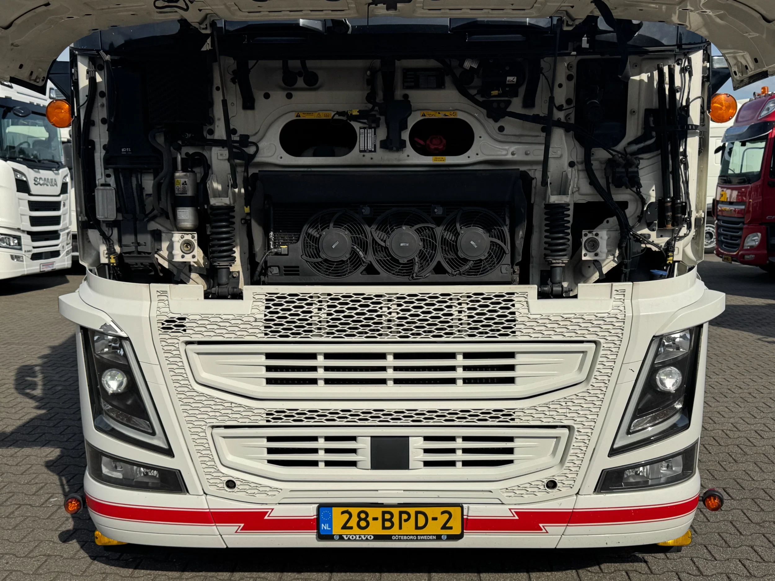 Volvo FH 2020 - 500 Globetrotter XL Special / Full Air / Euro 6D obrázek 31