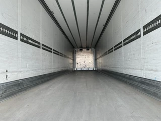 Schmitz Cargobull N/A 2016 - CARRIER VECTOR 1550 D/E / SAF DISCBRAKES / PALLETBOX / NL-TRAILER / APK: 11-2026 obrazek 6