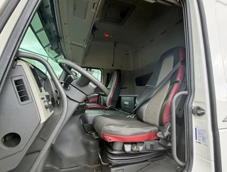 Volvo FM 410 2018 - EURO 6 VOL LUCHTGEVEERD 2XTANKS 106 CM SCHOTEL HOOGTE 345.000 KM IN SUPER CONDITIE zdjecie 7
